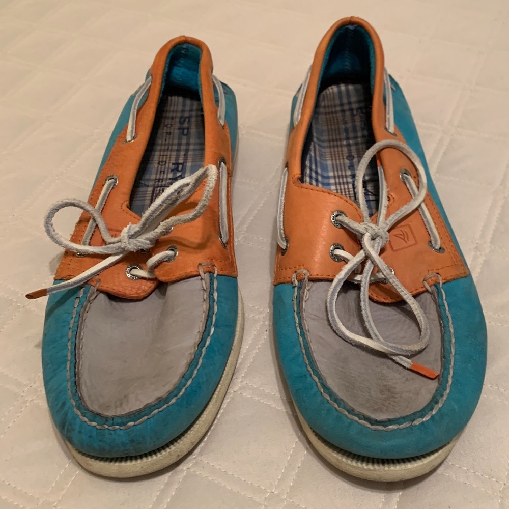 Men’s Sperry boat shoes size 10